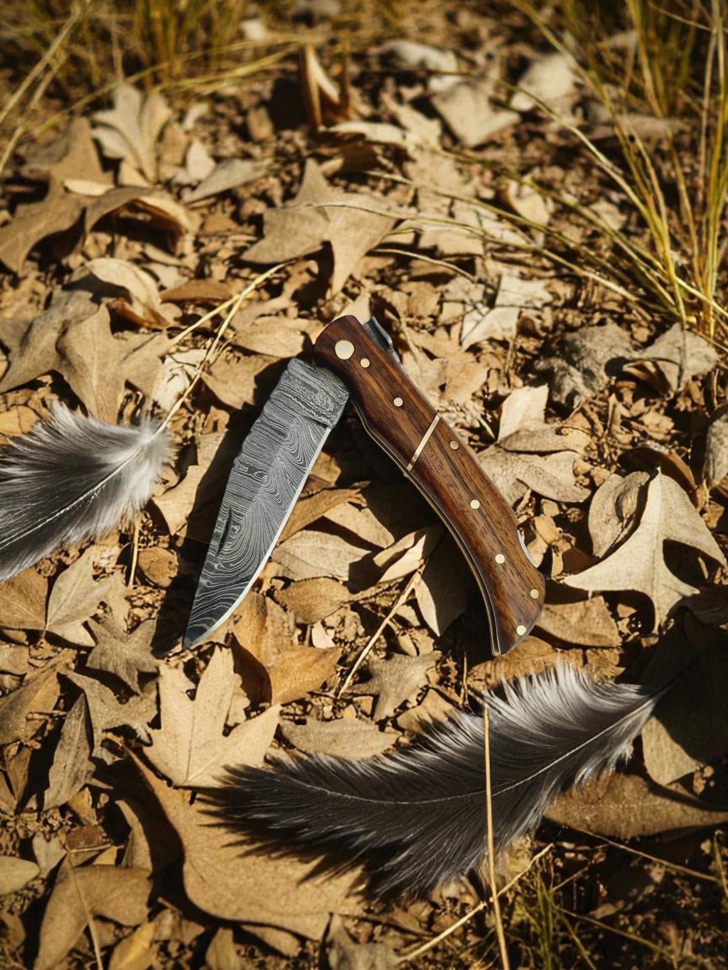 A133 Handmade Laguiole Élite - Damascus Steel & Walnut Wood