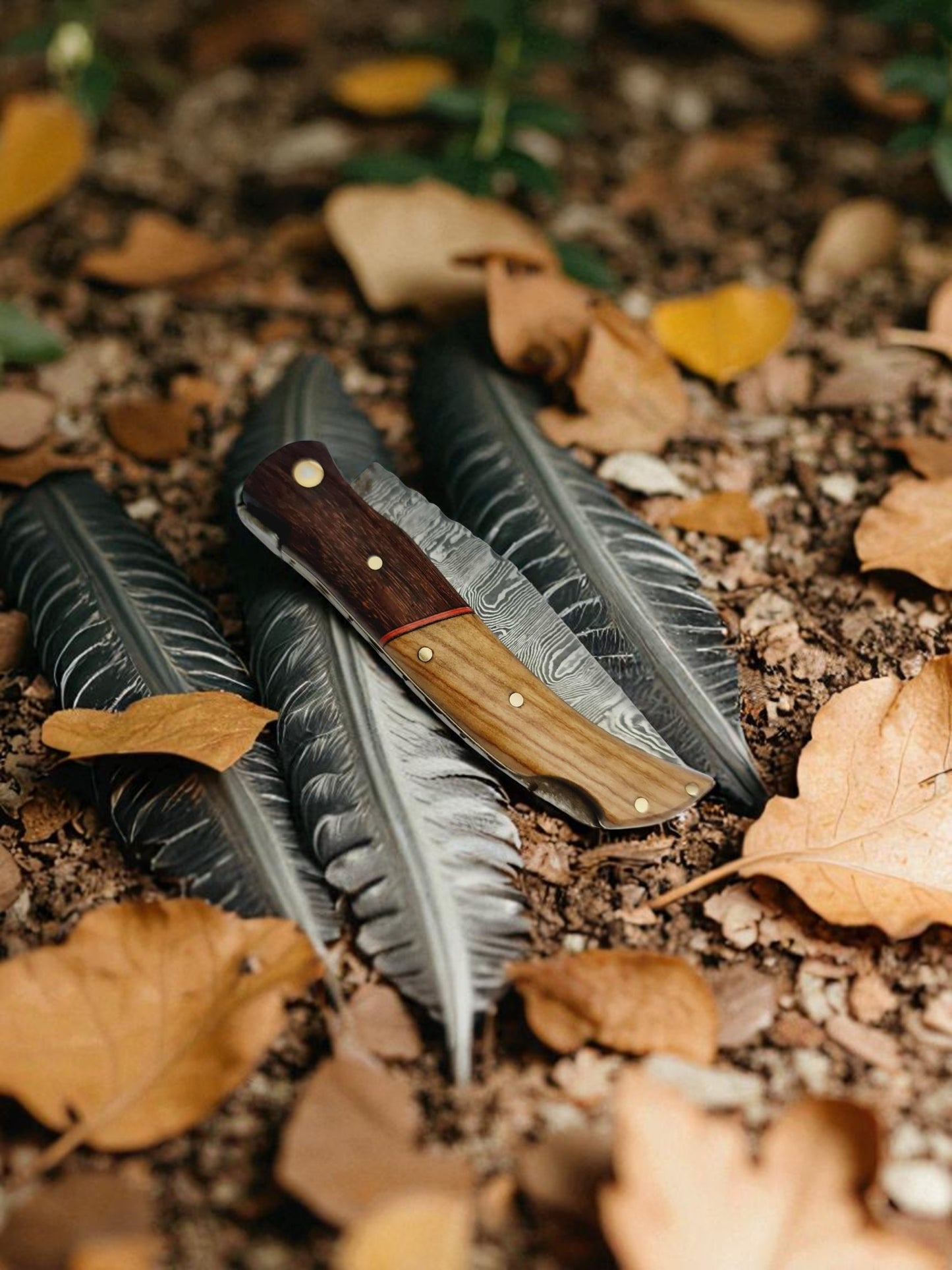 A166 Handmade Laguiole Élite - Damascus Steel - Walnut & Olive Wood