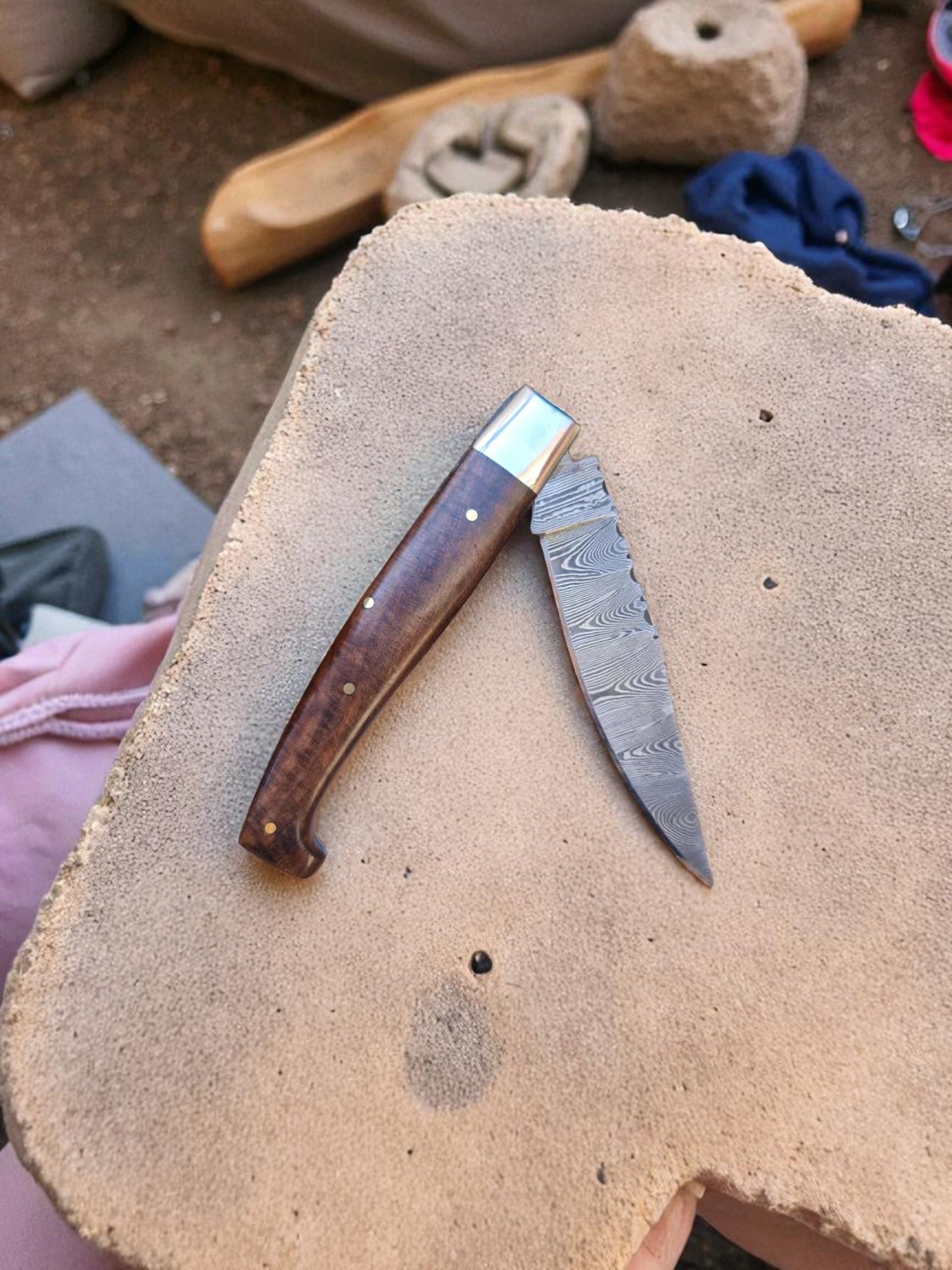 B123 Handmade Resolza Pattadese - Damascus Steel & Walnut Wood