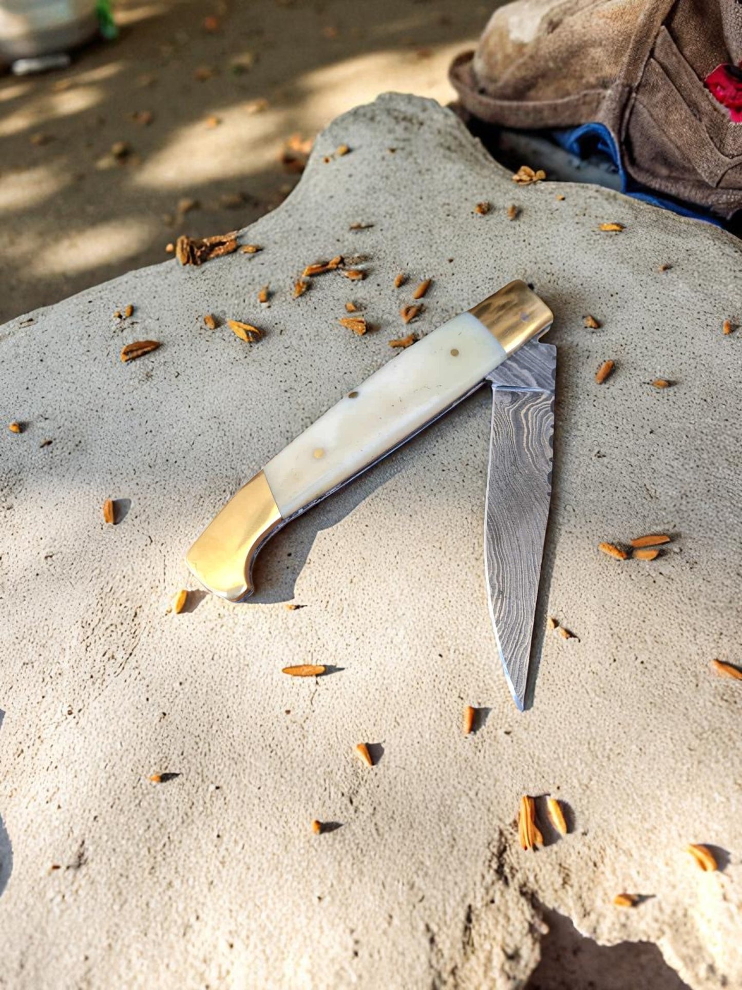 B135 Handmade Resolza Pattadese - Damascus Steel & Camel Bone