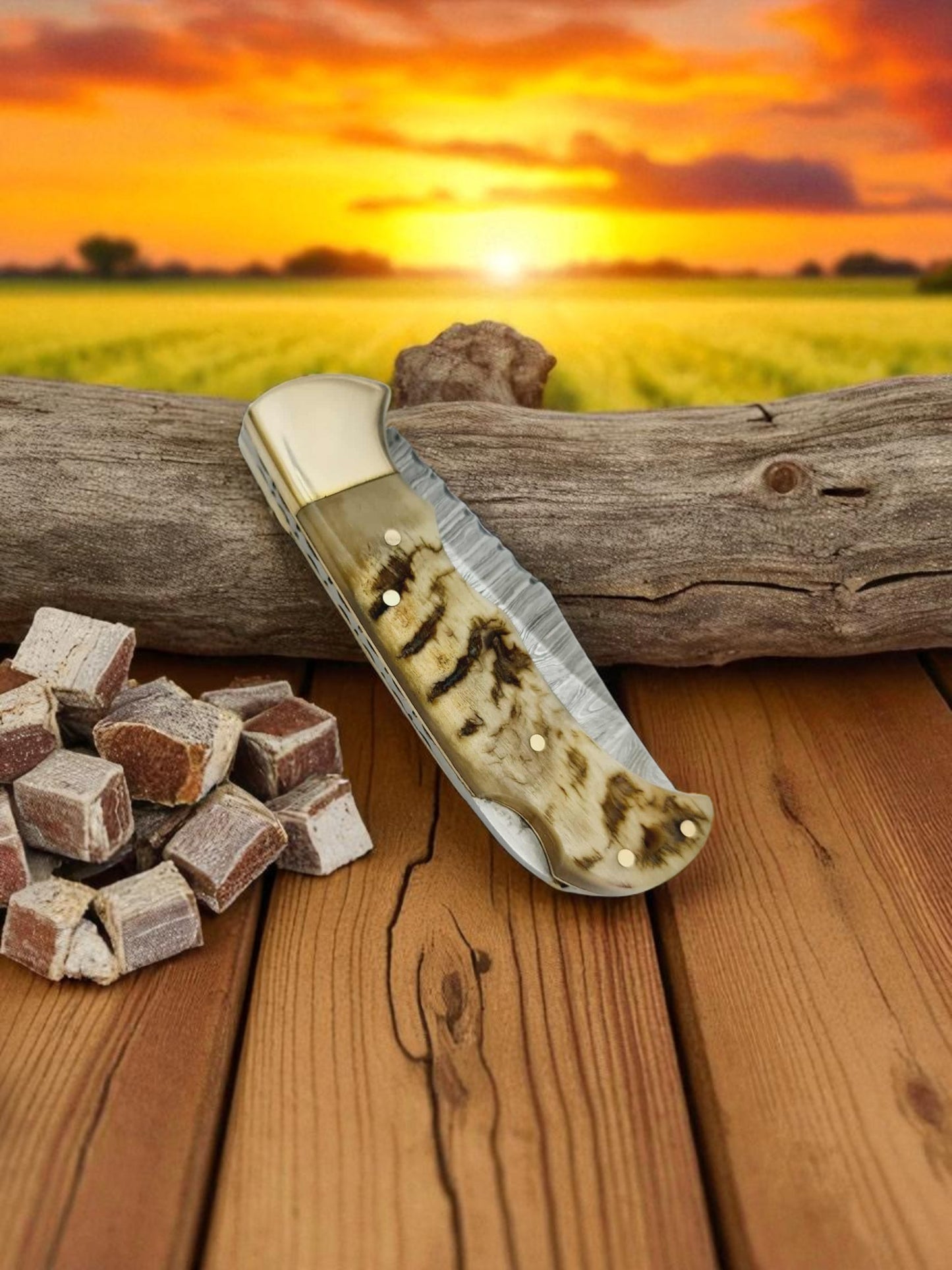 B148 Handmade Pocket Knife – Damascus Steel & Ram Horn