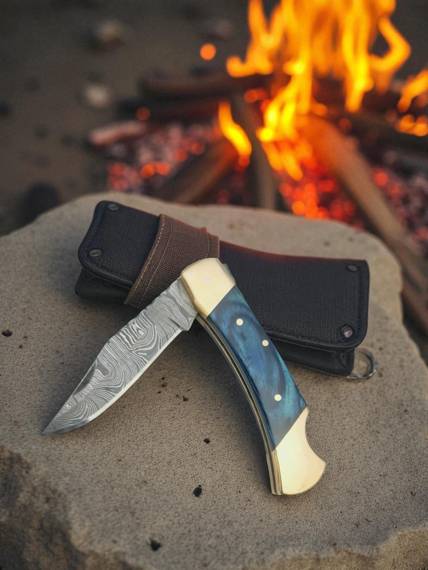 B150 Handmade Pocket knife – Damascus Steel & Stabilized Wood with Resin