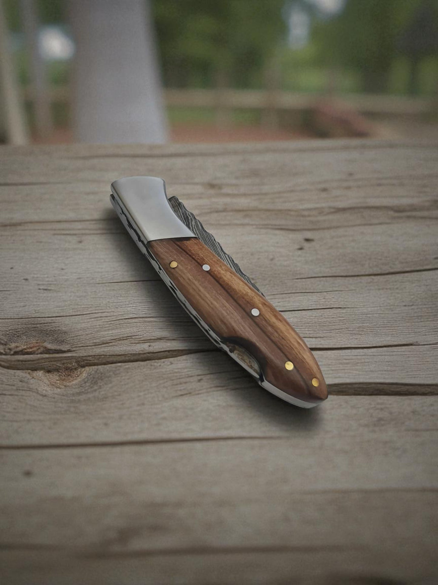 B153 Handmade Pocket Knife – Damascus Steel & Olive Wood