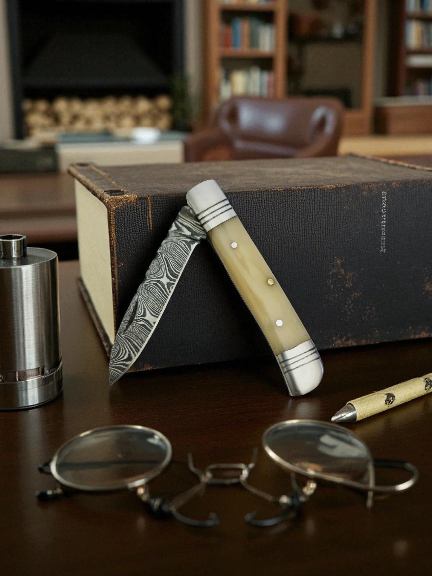 B165 Handmade Pen Pocket Knife - Damascus Steel & Camel Bone