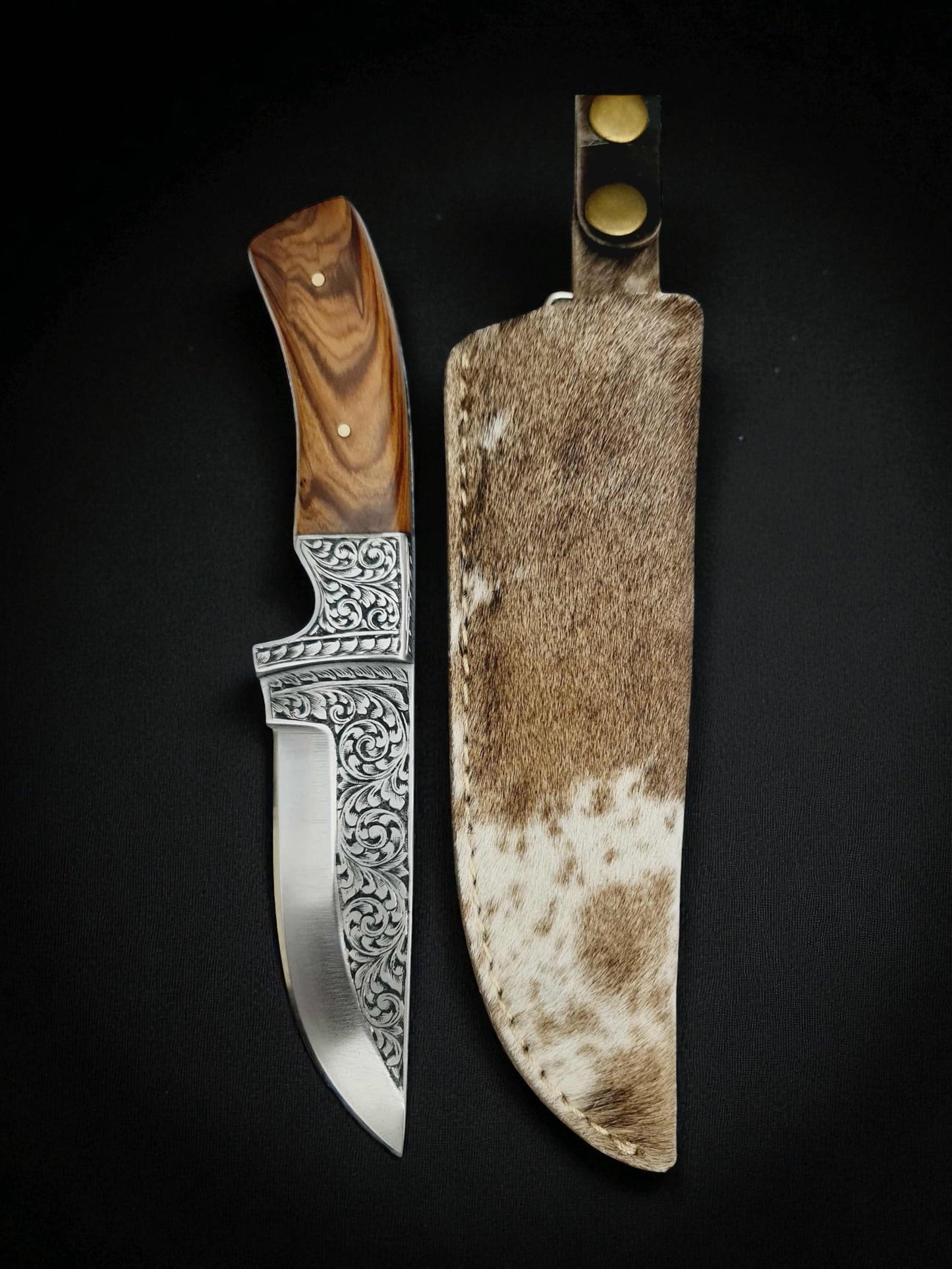 H125 Handmade Exclusive Knife - Hand-Engraved Stainless Steel & Olive Wood