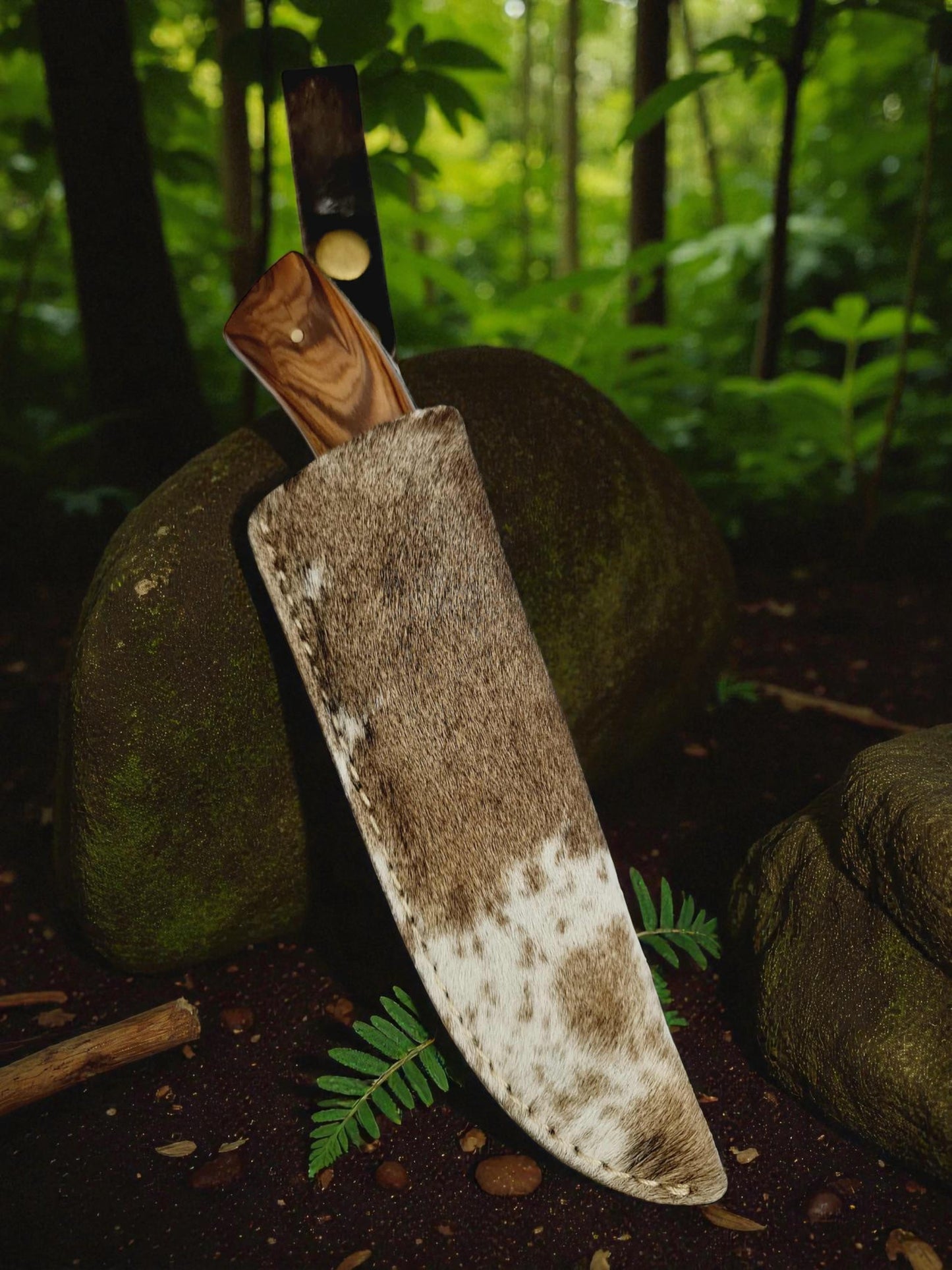 H125 Handmade Exclusive Knife - Hand-Engraved Stainless Steel & Olive Wood