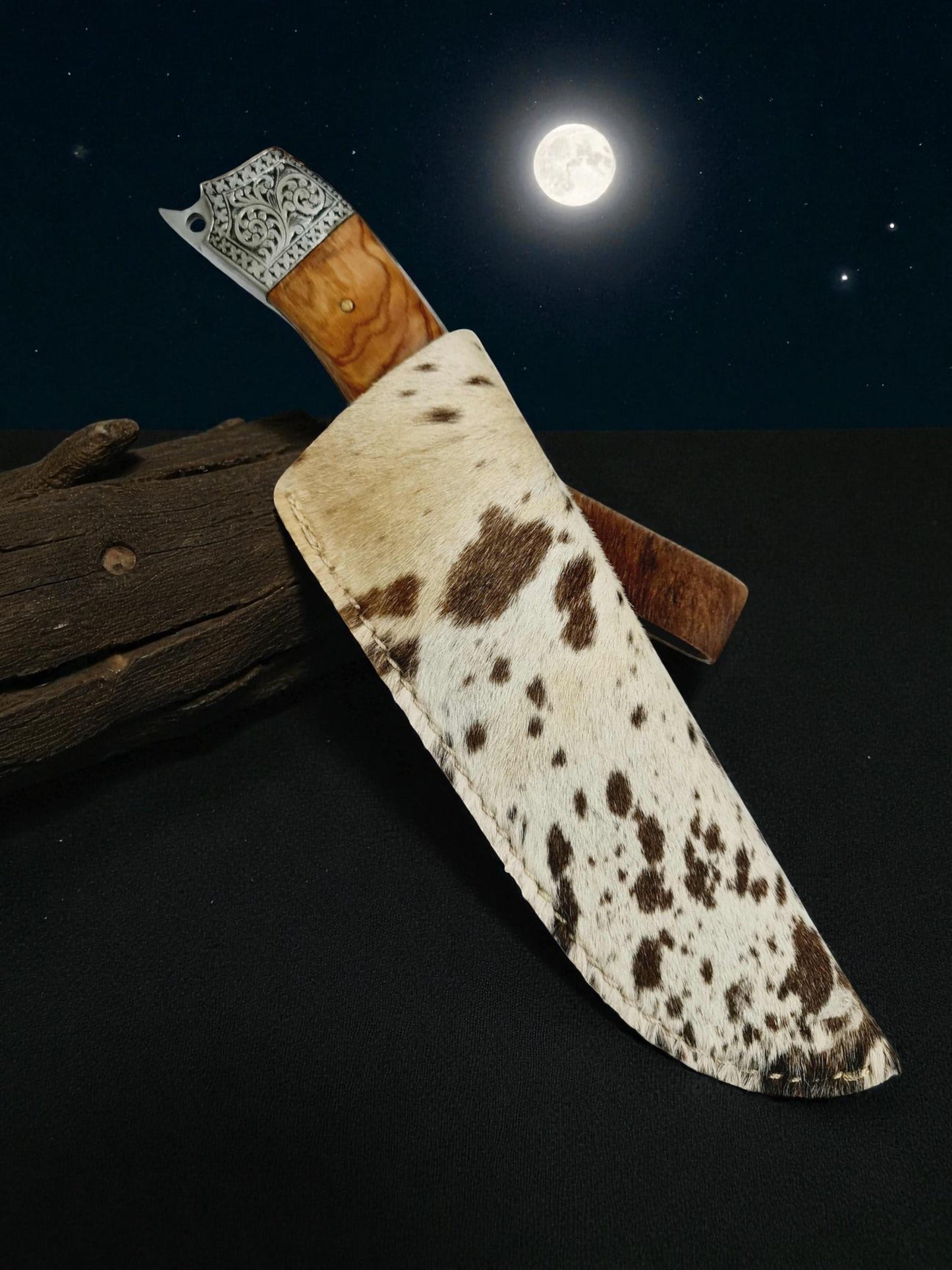 H127 Handmade Exclusive Knife - Hand-Engraved Stainless Steel & Olive wood