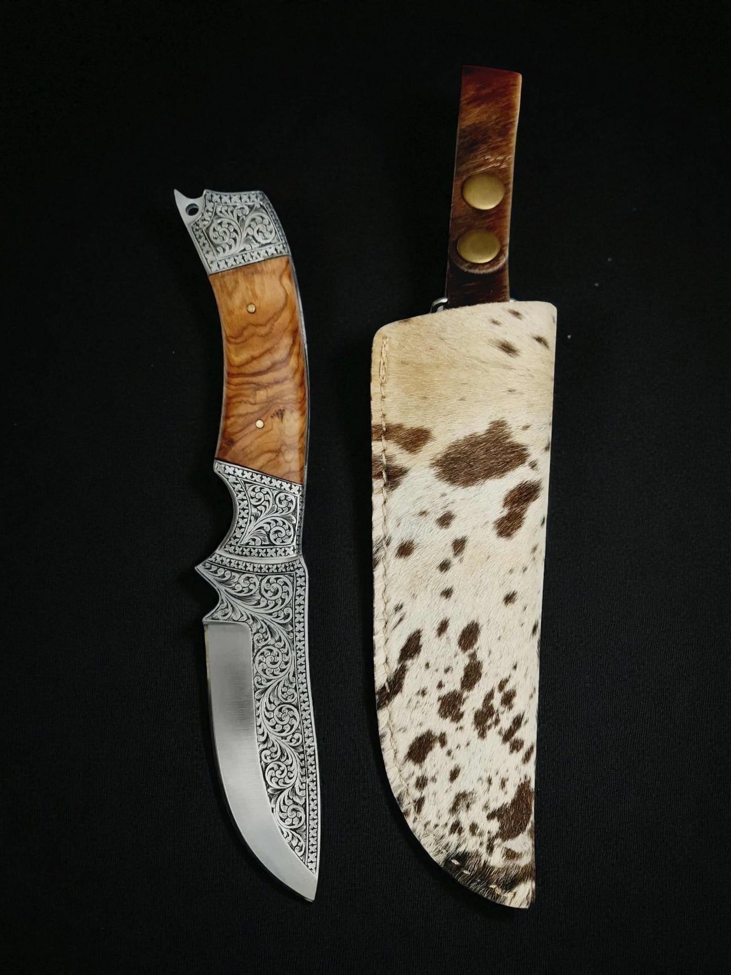 H127 Handmade Exclusive Knife - Hand-Engraved Stainless Steel & Olive wood