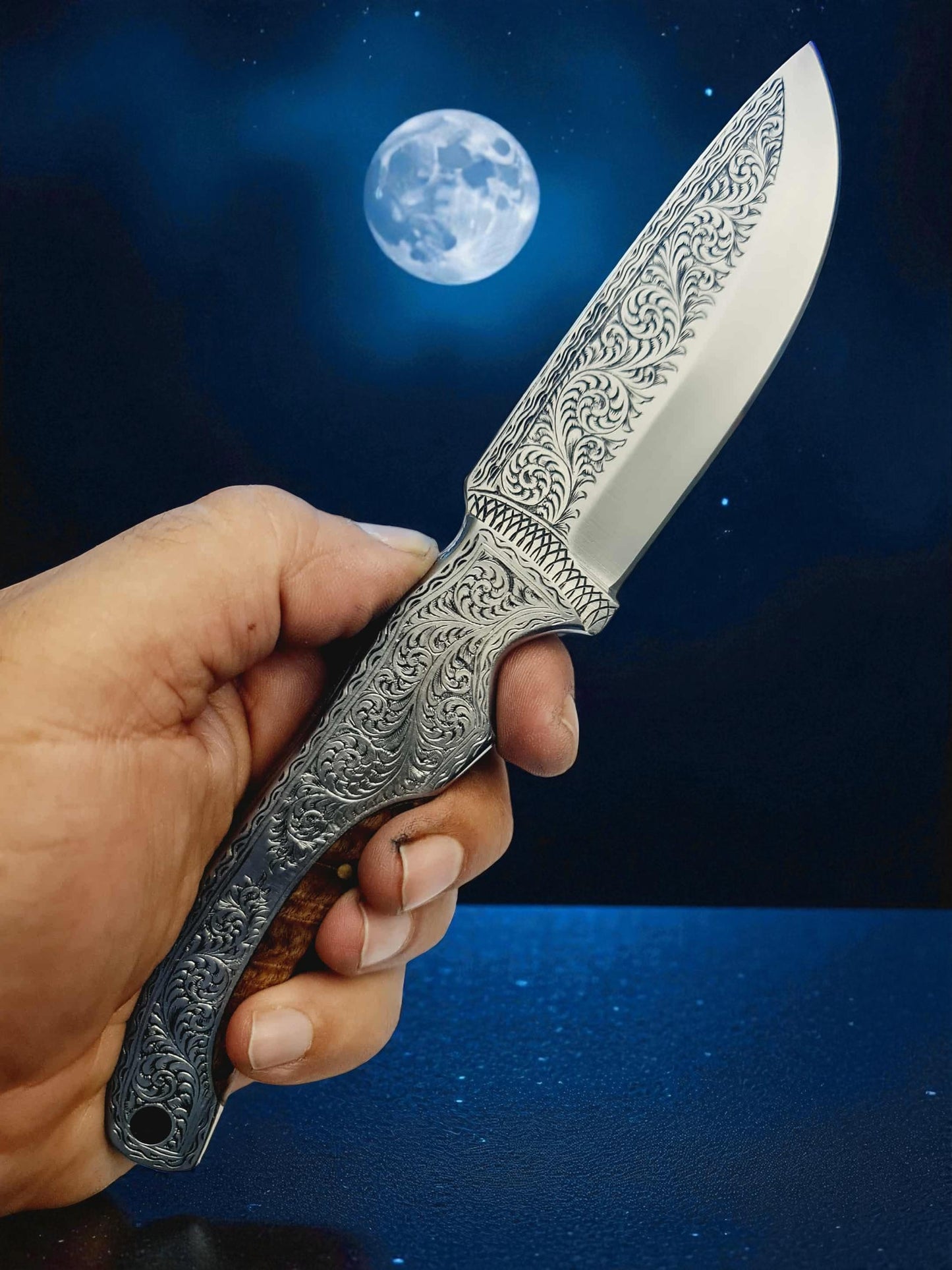 H128 Handmade Exclusive Knife - Hand-Engraved Stainless Steel & Exotic Hardwood