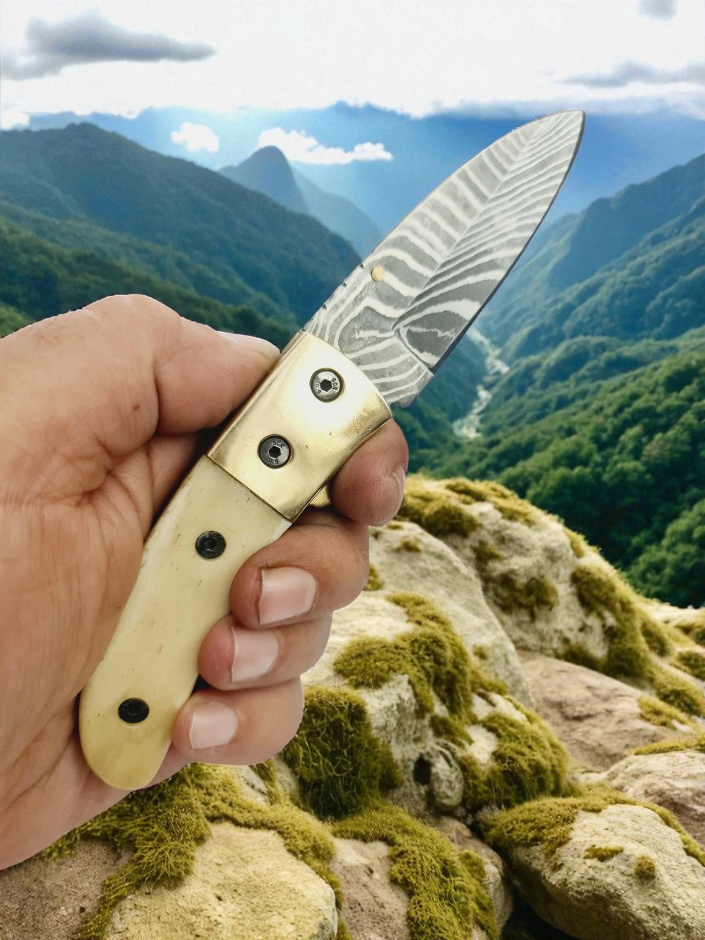 S104 Handmade Stalwart EDC - Damascus Steel & Camel Bone