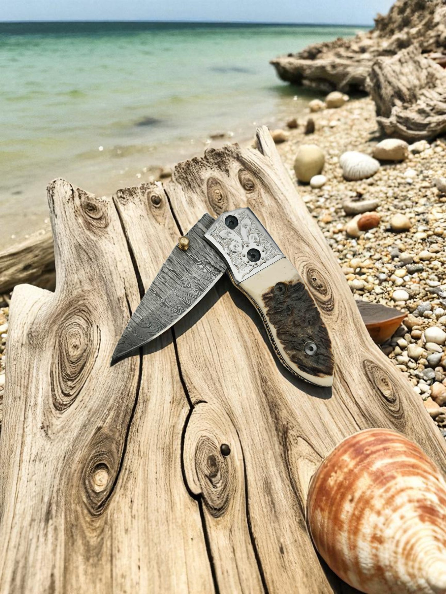 S109 Handmade Stalwart EDC - Damascus Steel & Red Deer Antler