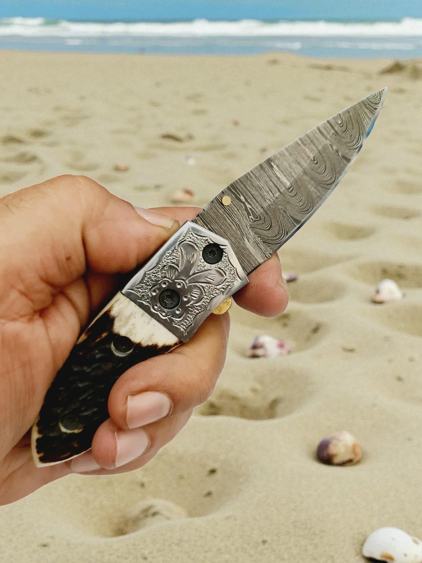 S109 Handmade Stalwart EDC - Damascus Steel & Red Deer Antler