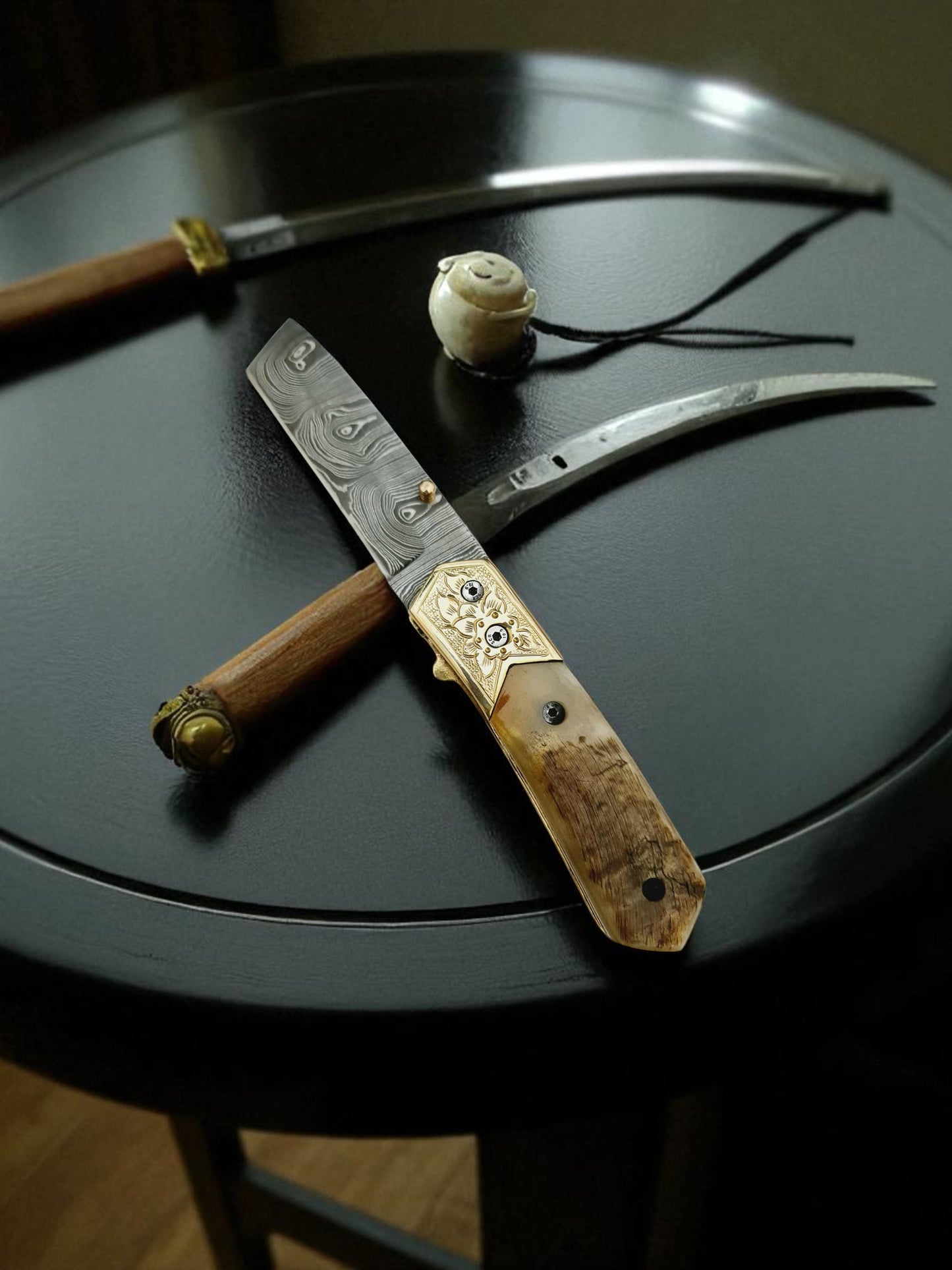 S114 Handmade Tanto - EDC - Damascus Steel & Wild Mouflon Horn