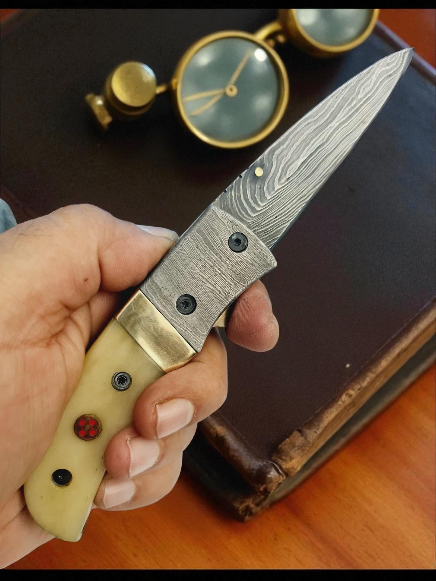 S121 Handmade Stalwart EDC - Damascus Steel & Camel Bone