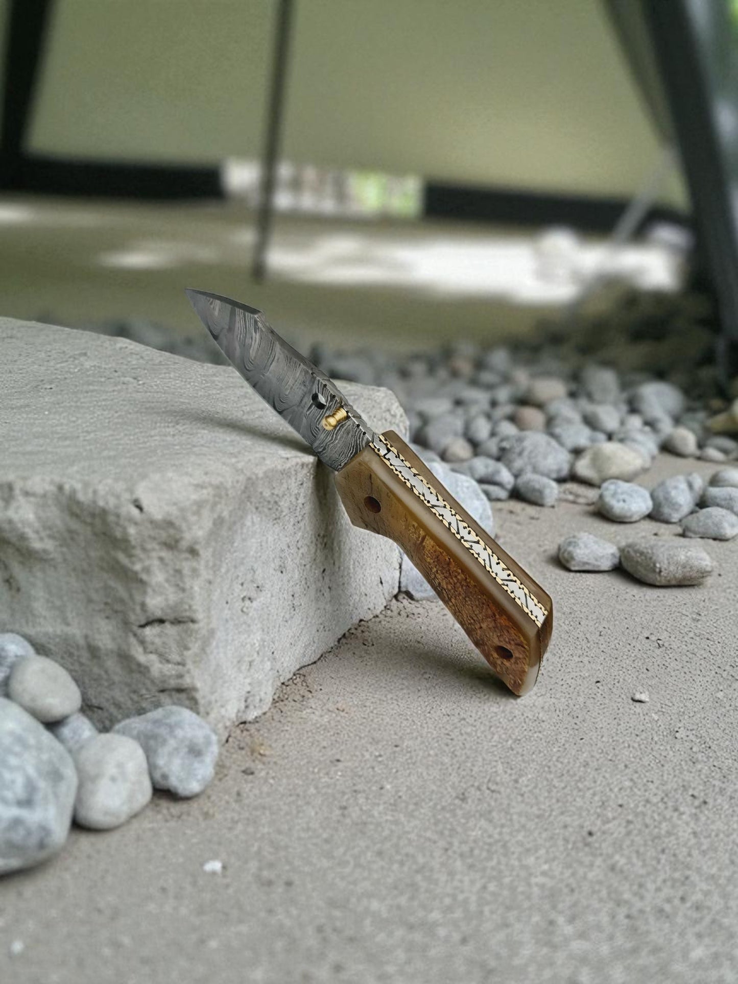 S131 Handmade Stalwart EDC - Damascus Steel & Ram Horn