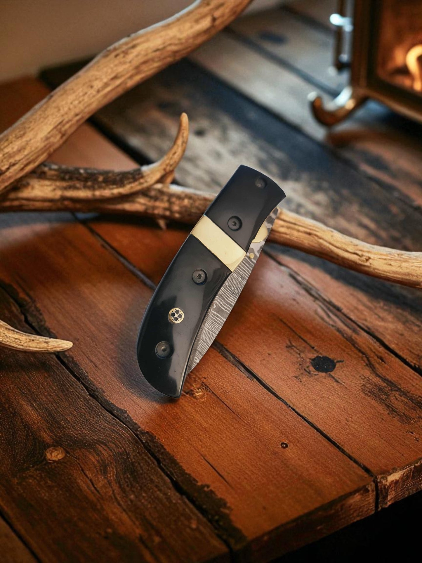 S164 Handmade Stalwart EDC - Damascus Steel & Buffalo Horn