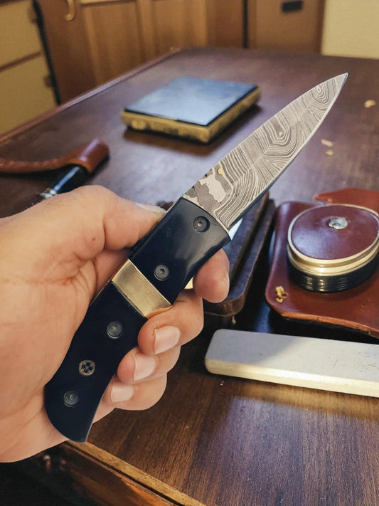 S164 Handmade Stalwart EDC - Damascus Steel & Buffalo Horn