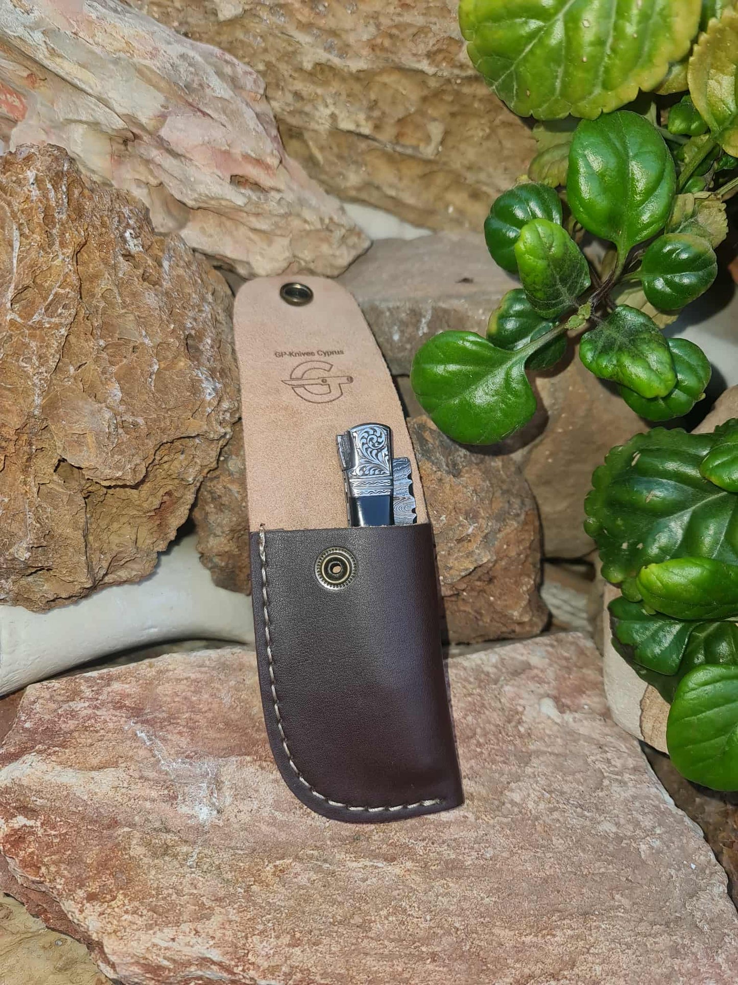 Handmade Leather Sheath for Pocket Knives