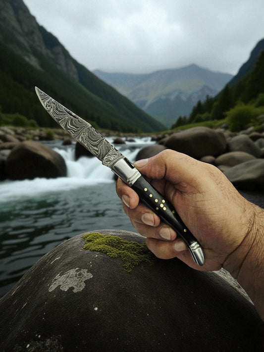 A144 Handmade Laguiole Rustique - Damascus Steel & Buffalo Horn