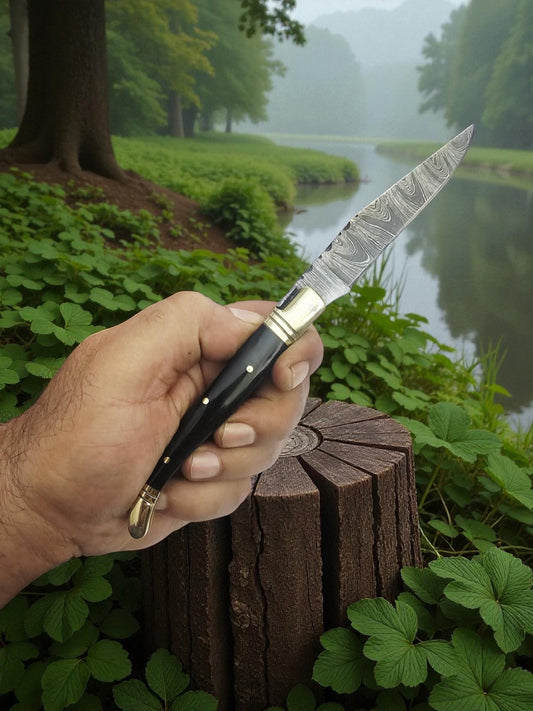 A119 Handmade Laguiole Classique - Damascus Steel & Buffalo Horn