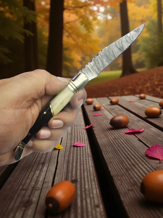 A124 Handmade Laguiole Classique - Damascus Steel - Buffalo Horn & Camel Bone