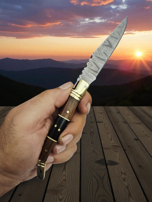 A120 Handmade Laguiole Classique - Damascus Steel - Walnut Wood & Buffalo Horn
