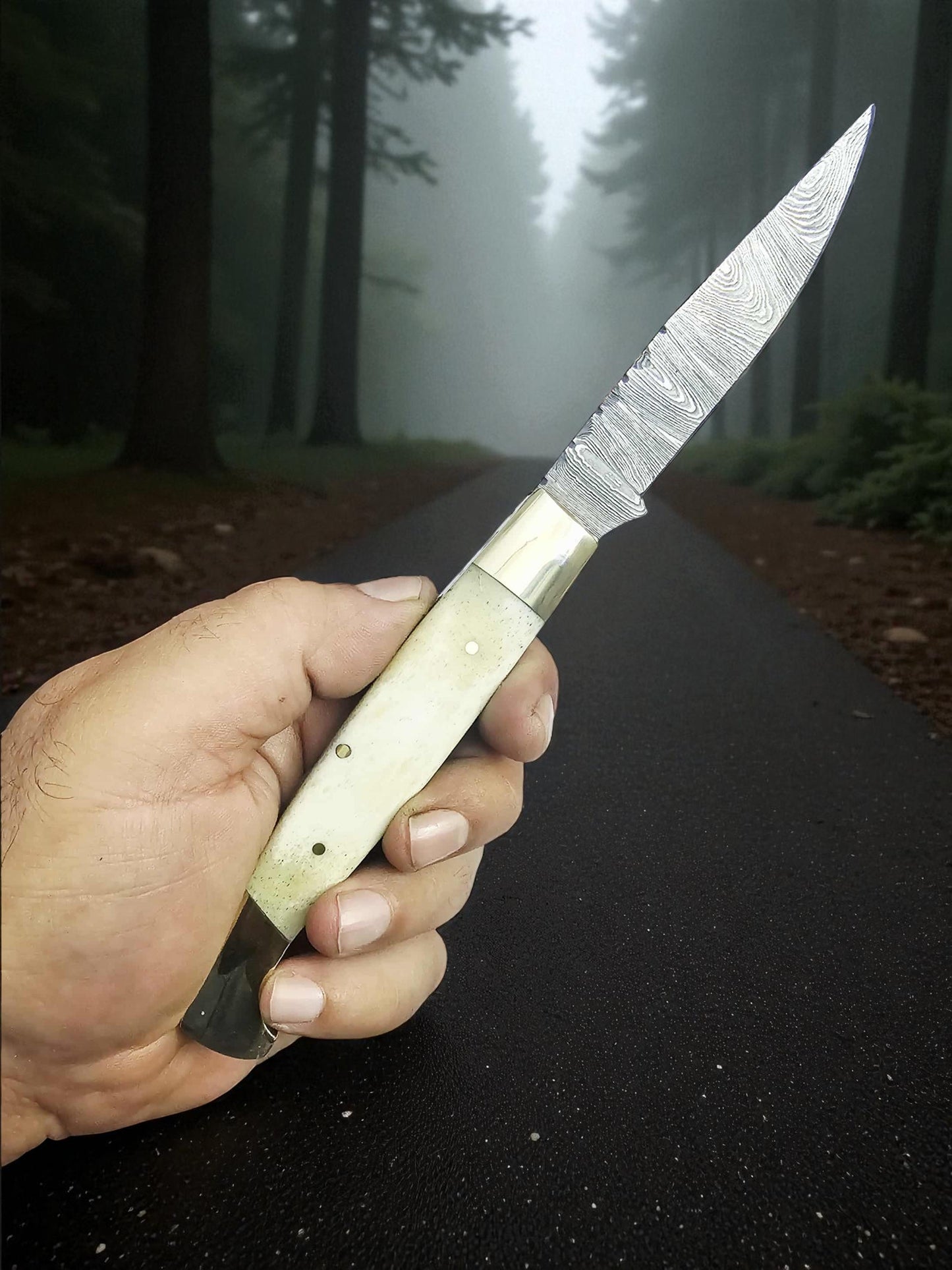 B135 Handmade Resolza Pattadese - Damascus Steel & Camel Bone