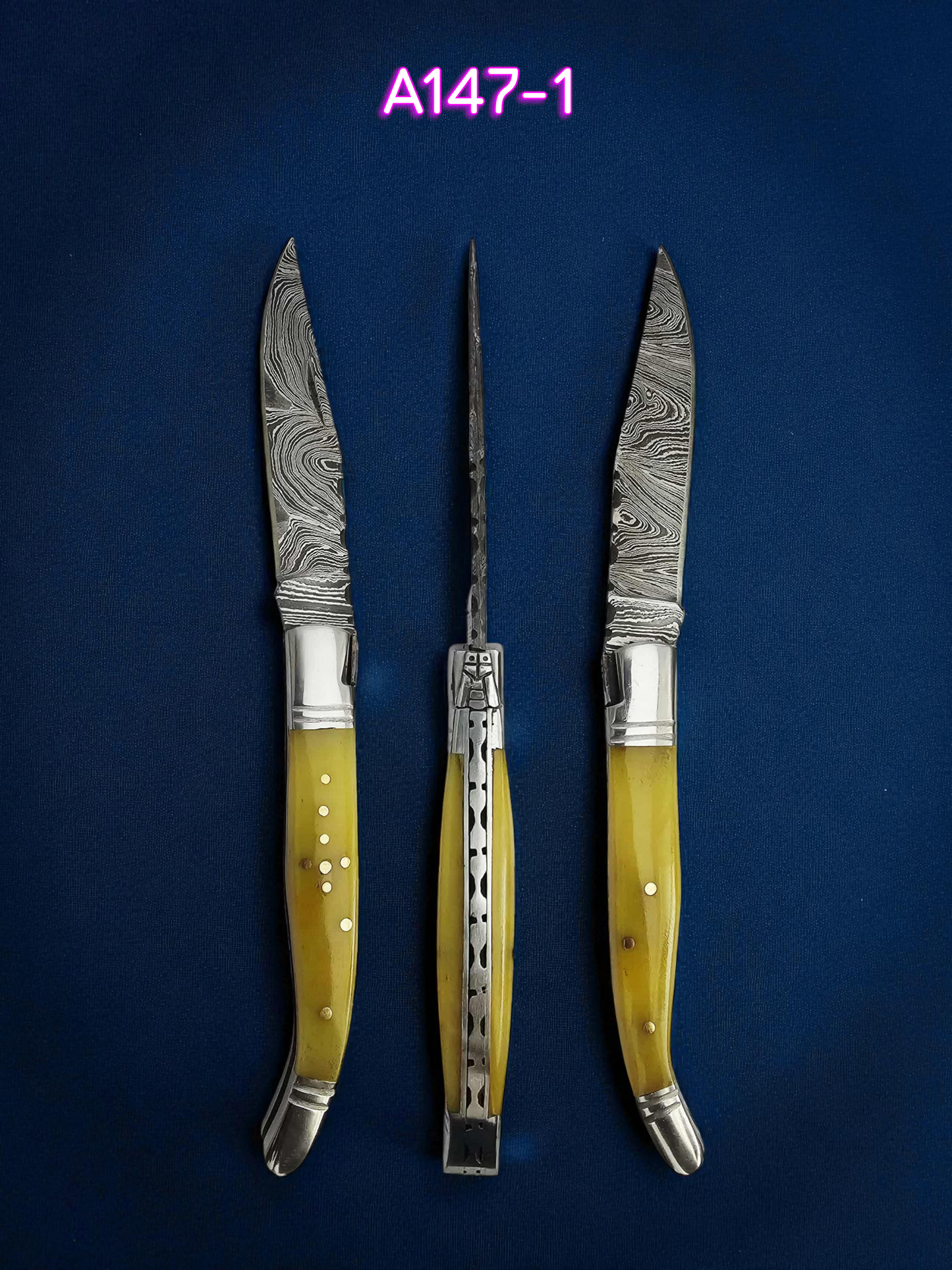 A147 Handmade Laguiole Rustique - Damascus Steel & Resin-Infused Camel Bone