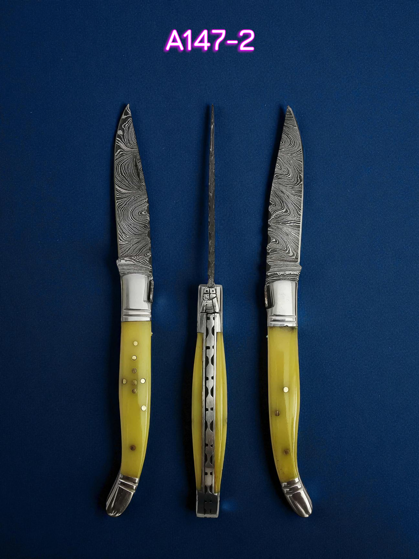 A147 Handmade Laguiole Rustique - Damascus Steel & Resin-Infused Camel Bone