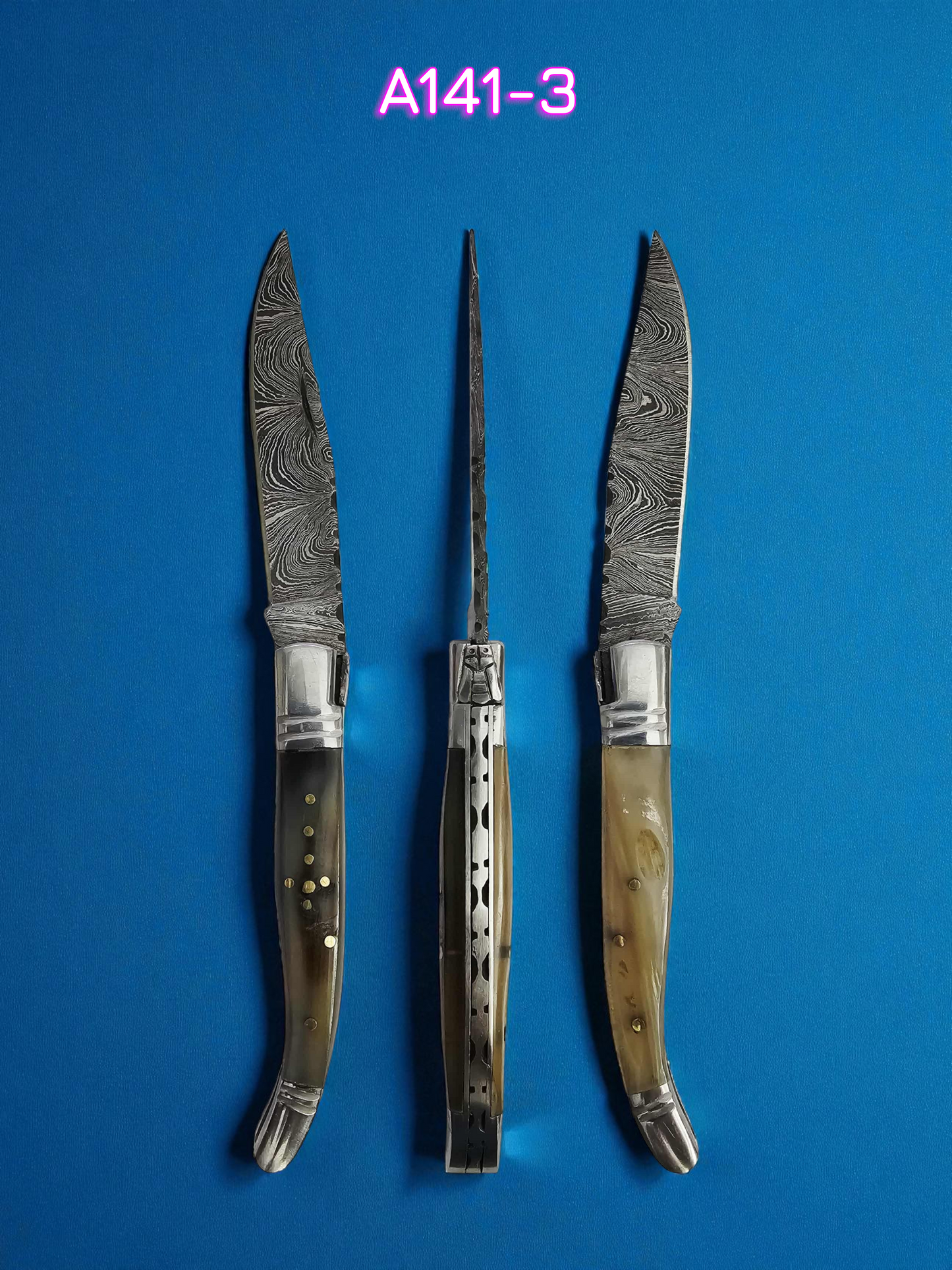 A141 Handmade Laguiole Rustique - Damascus Steel & Ram Horn