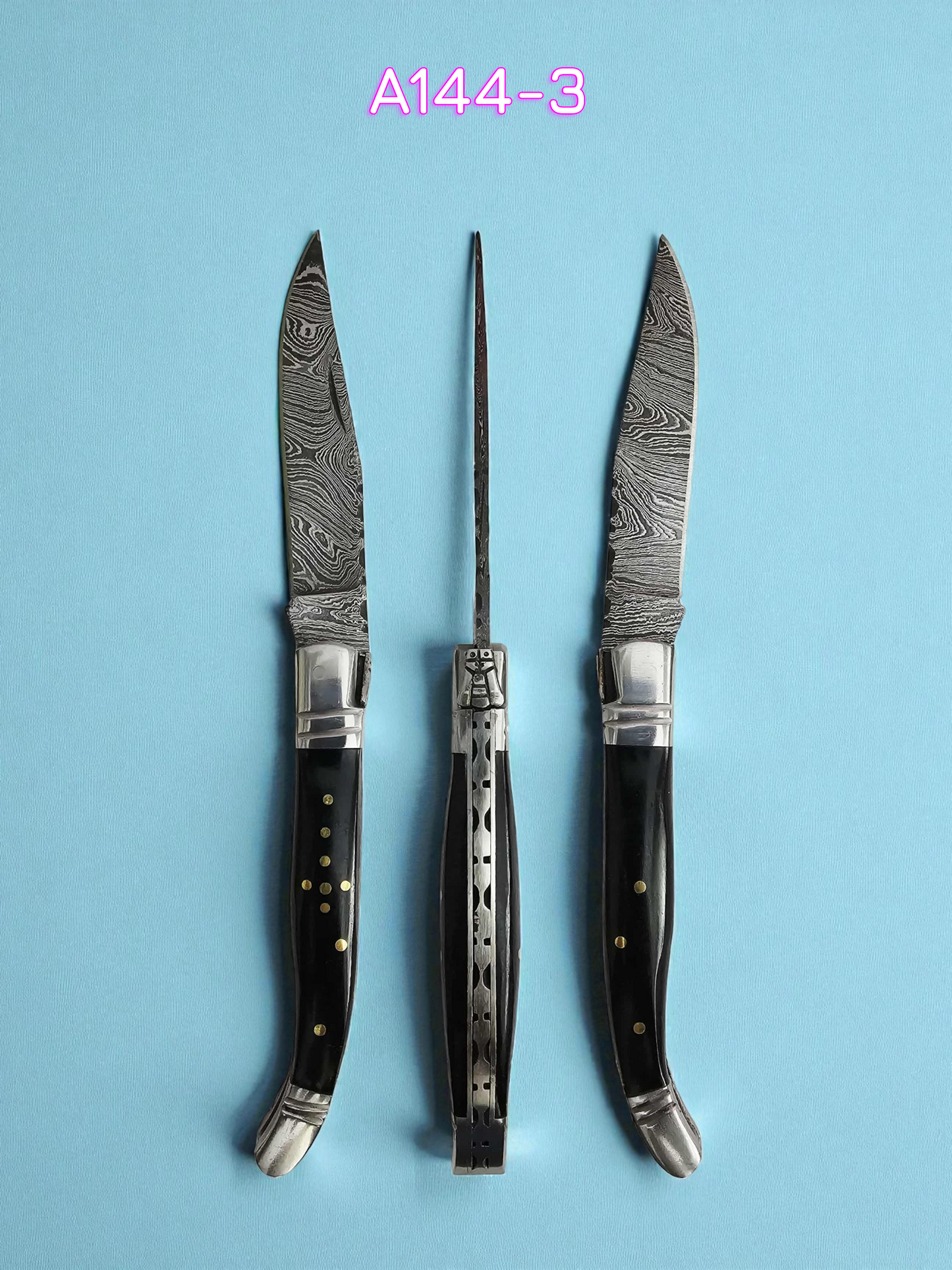 A144 Handmade Laguiole Rustique - Damascus Steel & Buffalo Horn