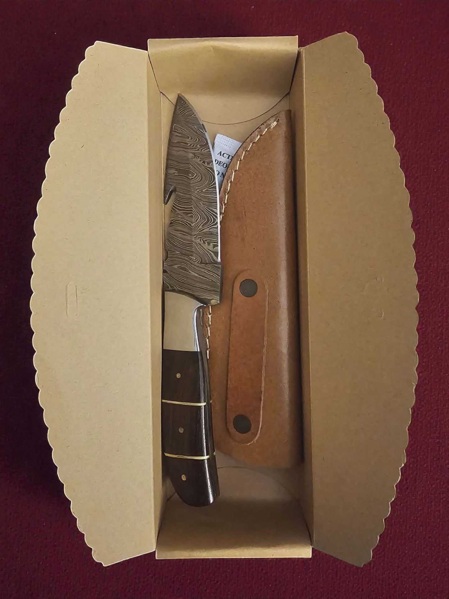 R013 - Χειροποίητο Gut hook από Δαμασκηνό ατσάλι & Ξύλο καρυδιάς