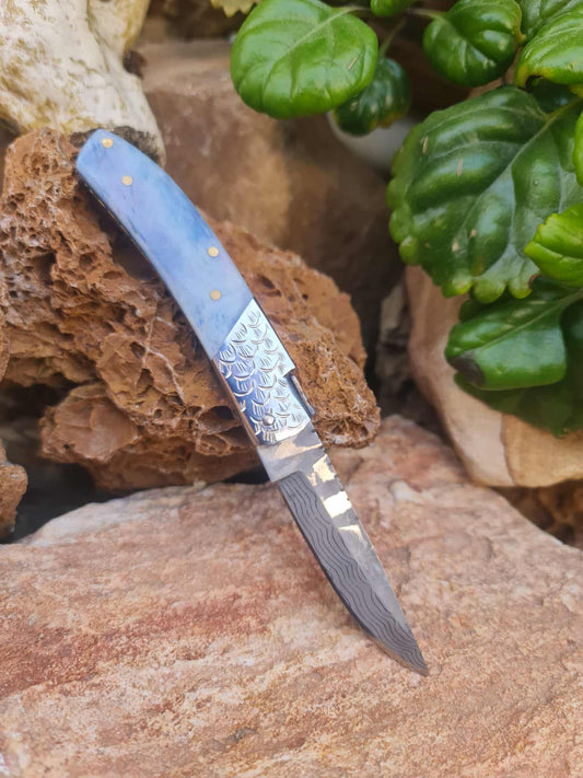 Handmade 16cm Laguiole de Poche with Stainless Damascus® - Stabilized Camel Bone & Hand Engraved AEB-L Steel