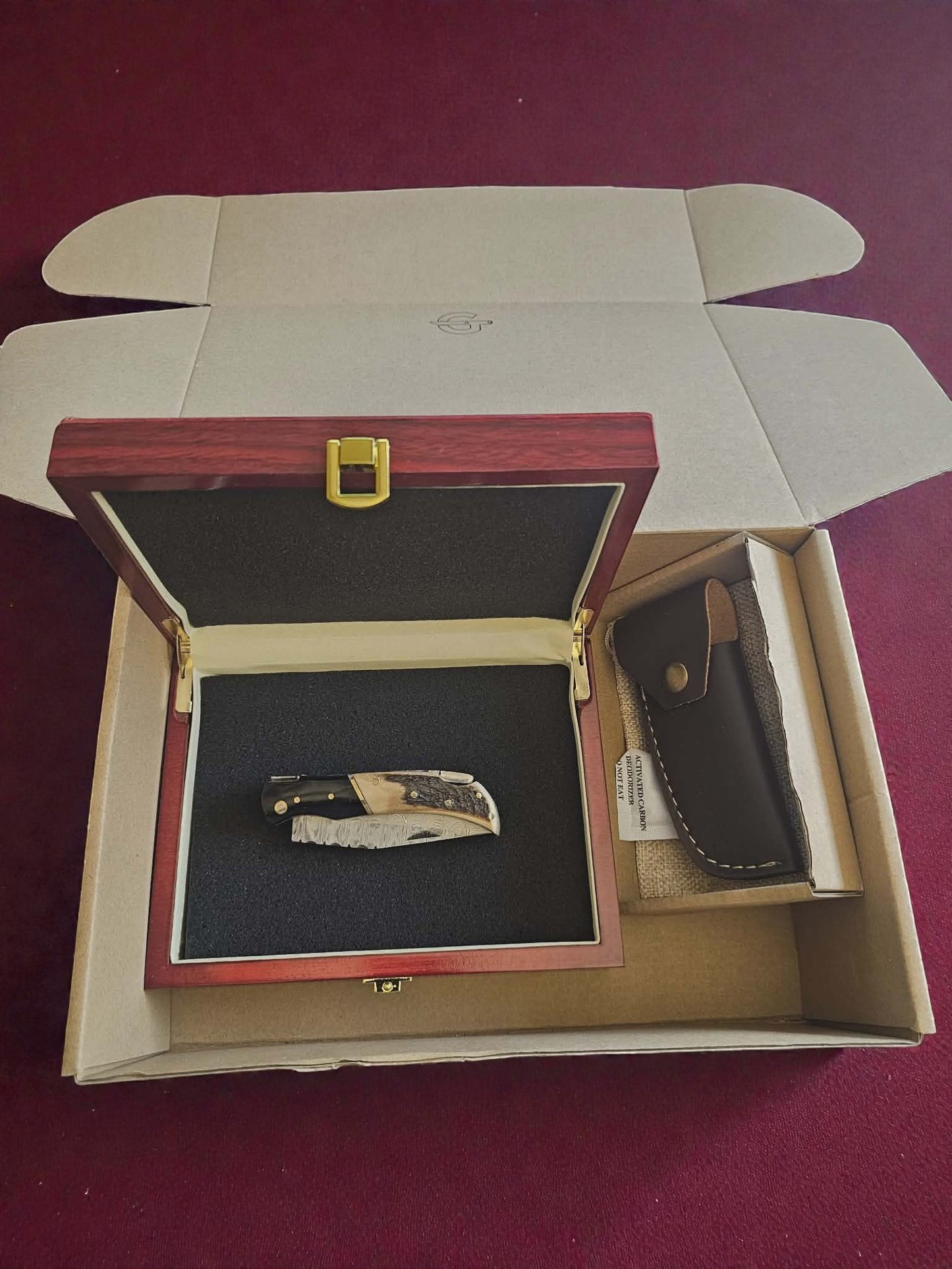 F044 - Χειροποίητο Laguiole Élite από Δαμασκηνό ατσάλι νέας γενιάς (ανοξείδωτο) - Κέρατο βούβαλου & κέρατο κόκκινου ελαφιού