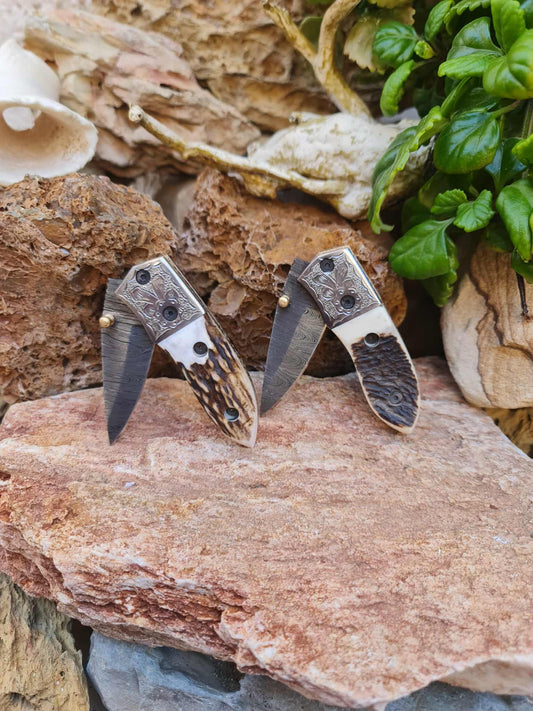 Handmade Limited Edition with Serial Number 16cm Knives with Damascus Steel - Red Deer antler & Hand Engraved Stainless Steel D2 (Exclusive Knife with Serial Number)