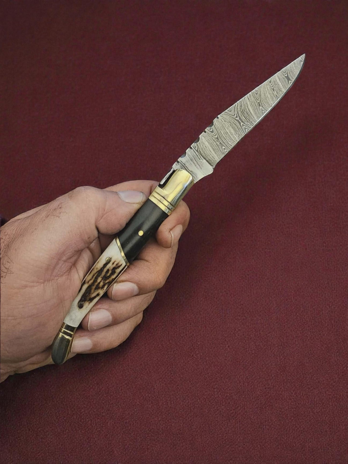 F017 - Χειροποίητο Laguiole Classique από Δαμασκηνό Ατσάλι - Κέρατο κόκκινου ελαφιού & κέρατο βούβαλου