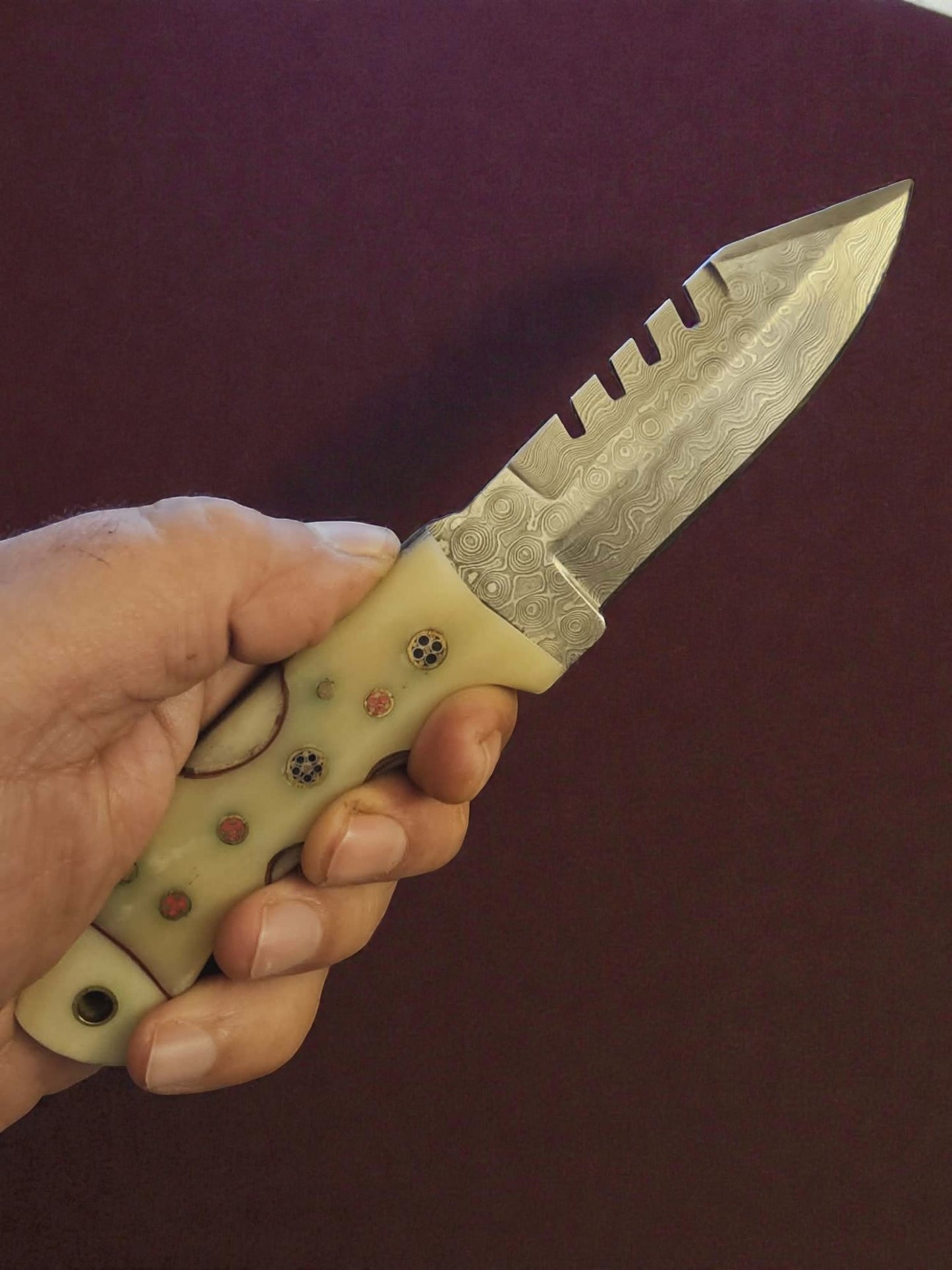 R011 - Χειροποίητο Hunting Knife από Δαμασκηνό ατσάλι & Κόκκαλο καμήλας