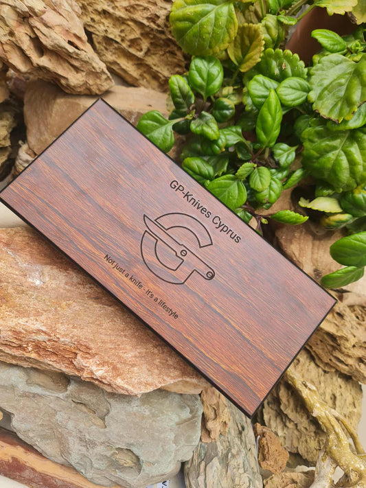 Premium Wooden Presentation Box with EVA Foam for Folding Knives