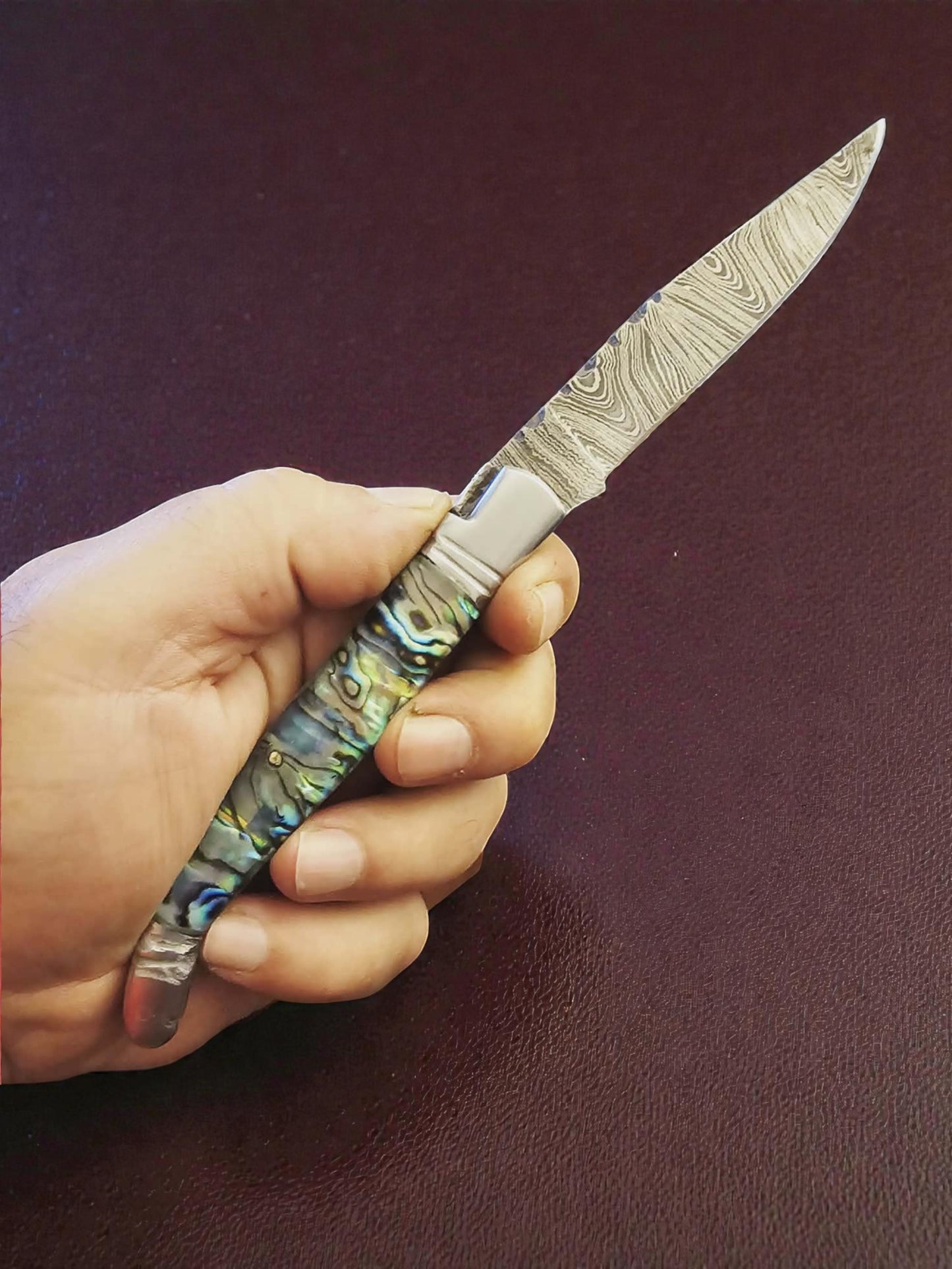 F071  Laguiole Rustique - Damascus Steel & Shell