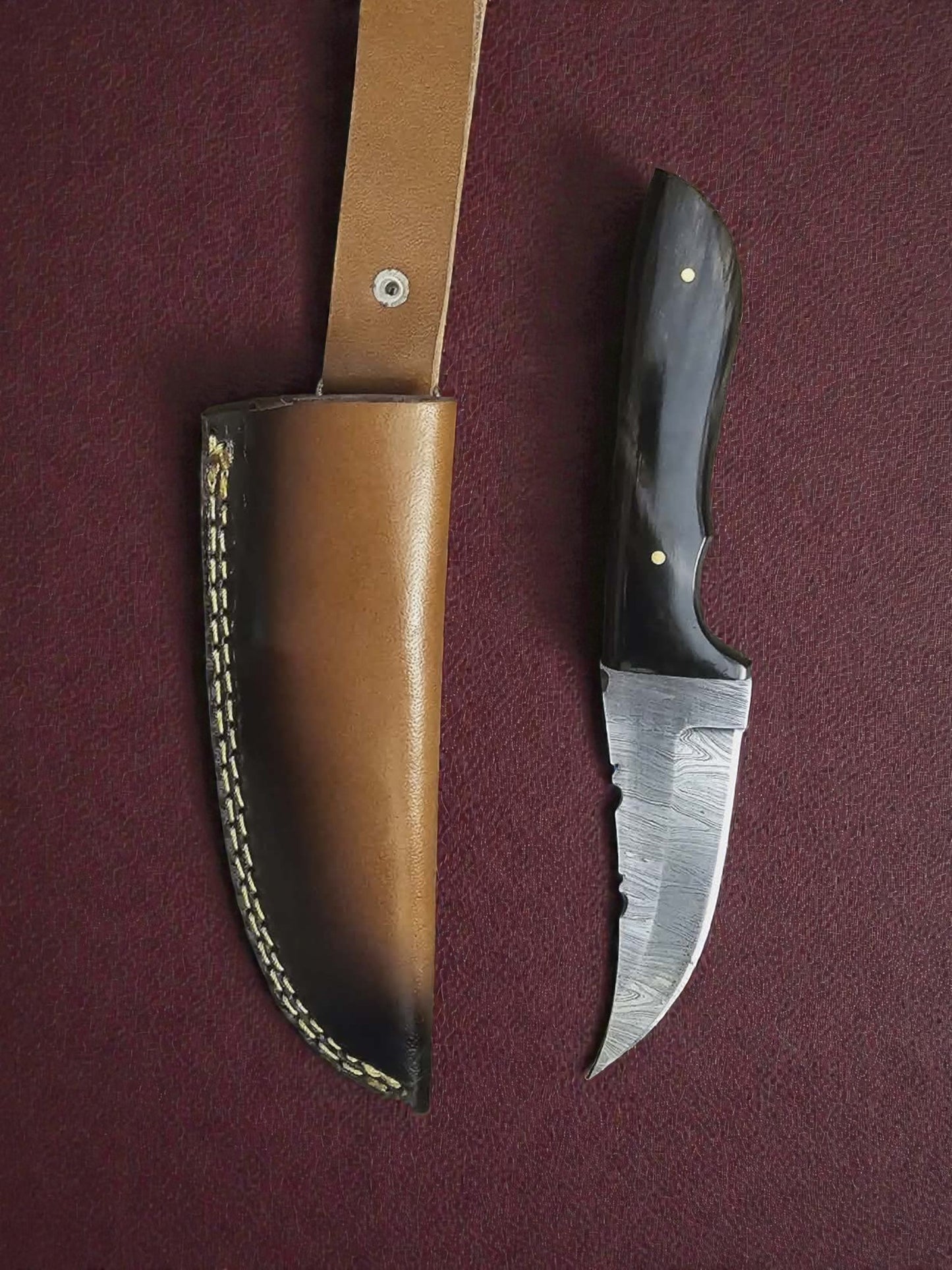 R009 - Χειροποίητο Custom Hunting-Skinner από Δαμασκηνό ατσάλι & Κέρατο βούβαλου