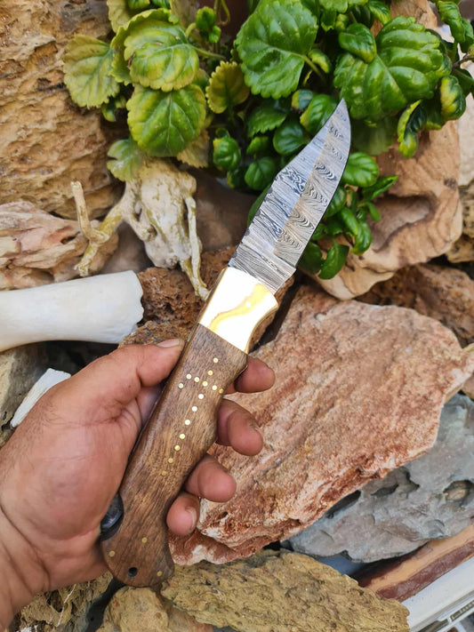 Handmade Tactical – 30cm Folding Knife with Damascus Steel - Walnut Wood & Brass