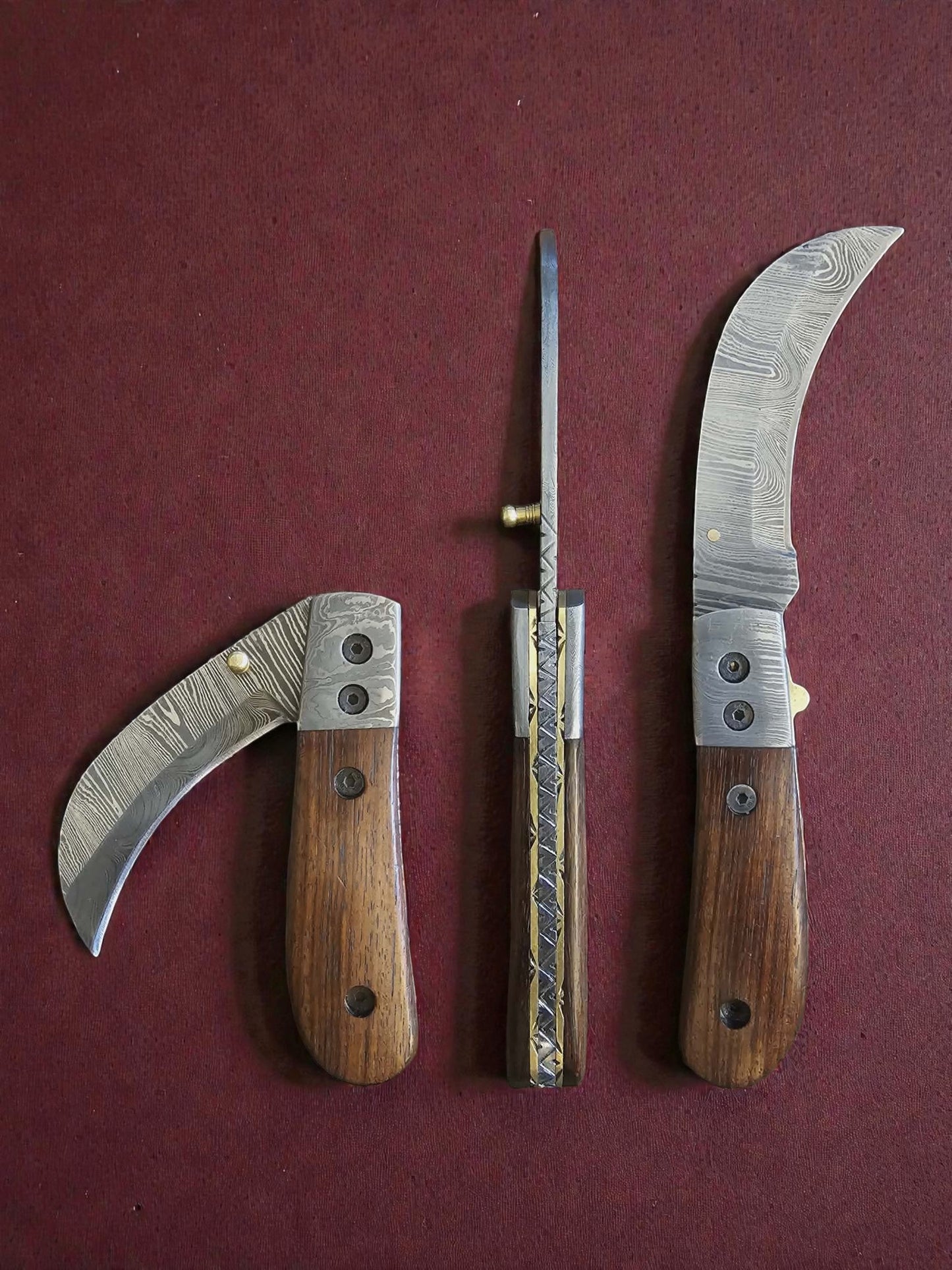 F057 - Χειροποίητο Hawkbill EDC από Δαμασκηνό ατσάλι & Ξύλο καρυδιάς