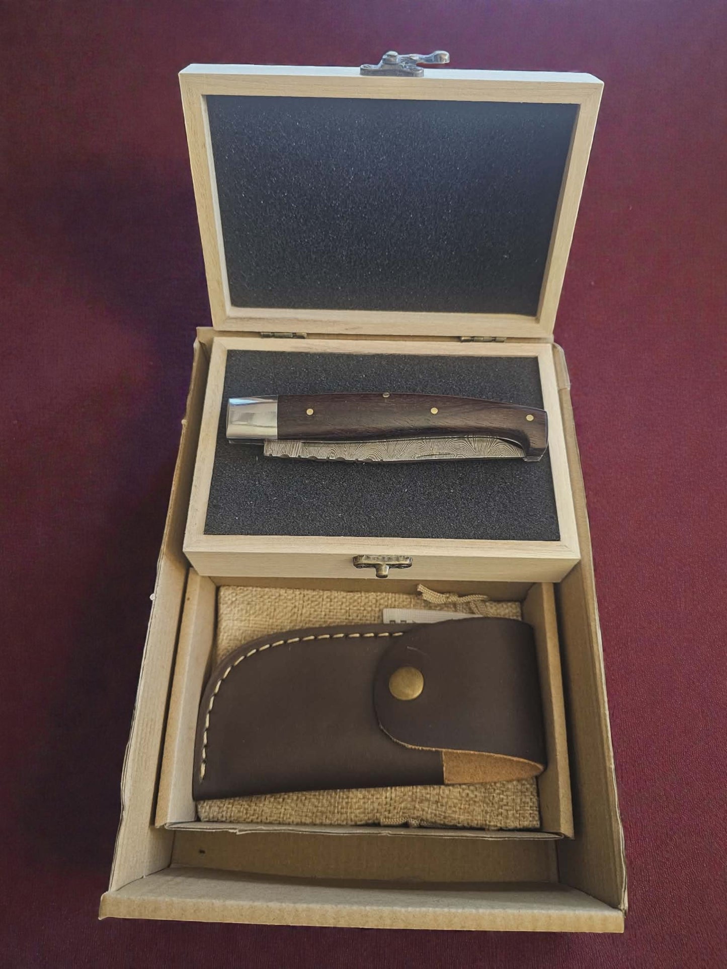 F026 - Χειροποίητο Resolza Pattadese από Δαμασκηνό Ατσάλι & Ξύλο καρυδιάς