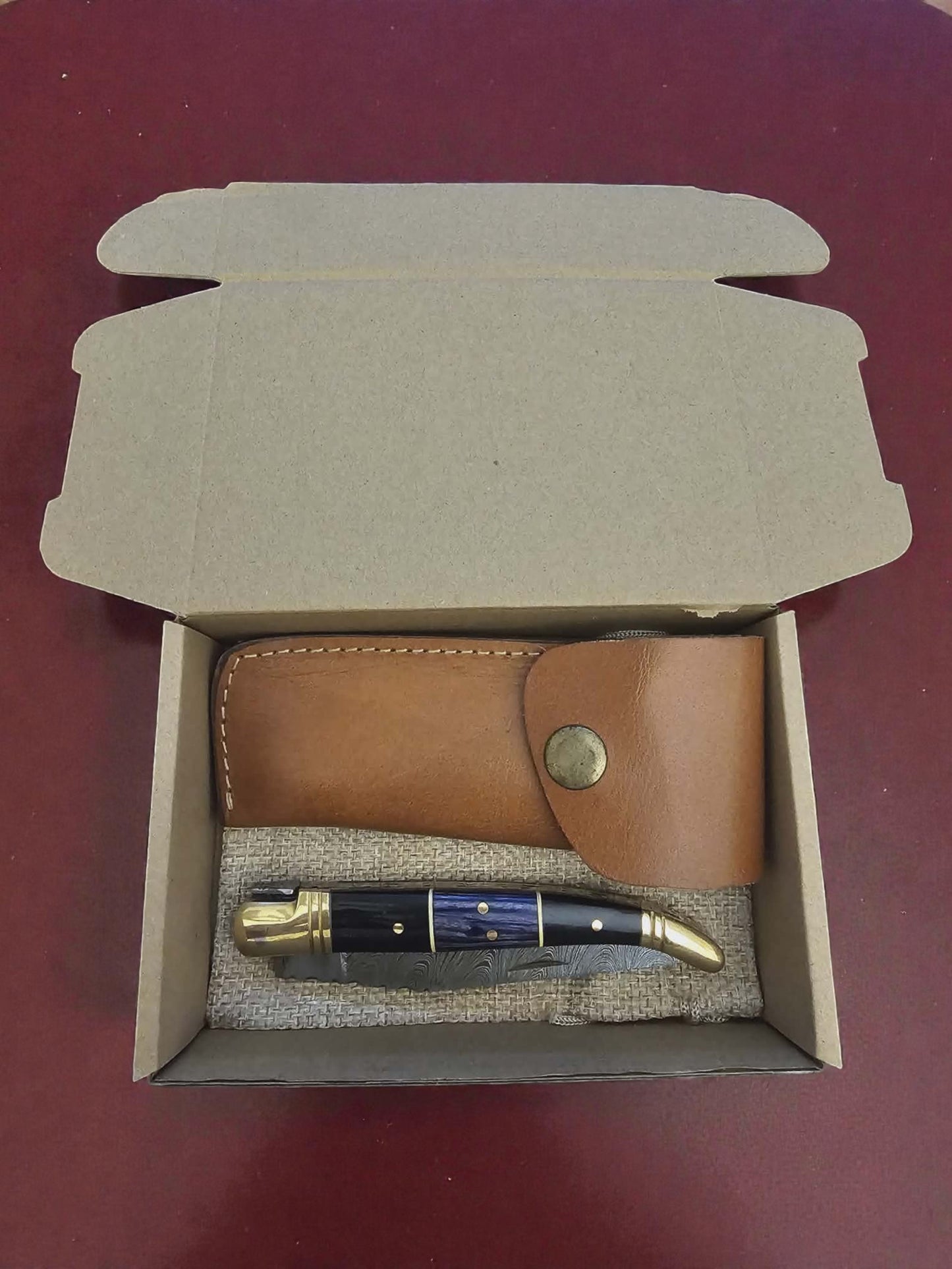 F012 - Χειροποίητο Laguiole Classique από Δαμασκηνό Ατσάλι - Κέρατο βουβαλιού & ξύλο σταθεροποιημένο σε ρητίνη