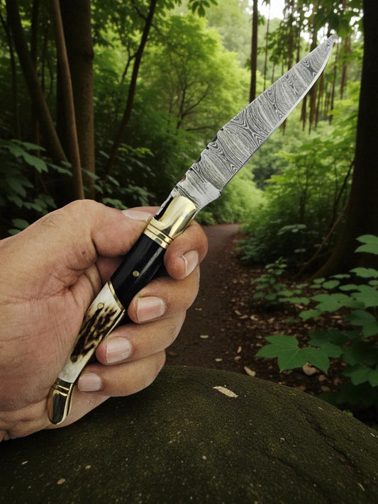 A125 Handmade Laguiole Classique - Damascus Steel - Red Deer Antler & Buffalo Horn