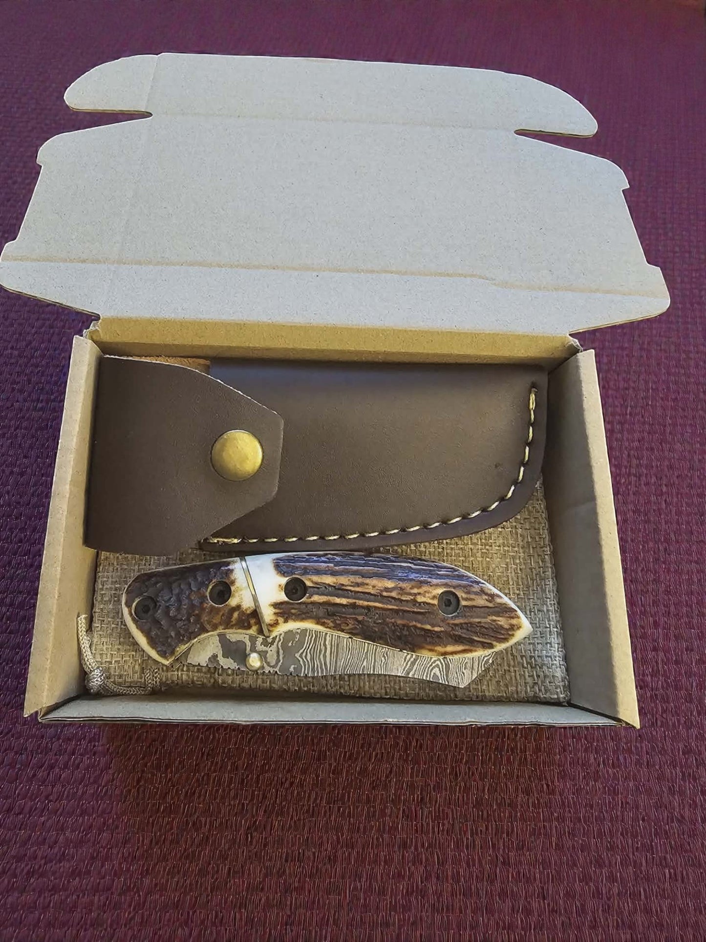 F060 - Χειροποίητο DAO/EDC από Δαμασκηνό ατσάλι & Κέρατο κόκκινου ελαφιού