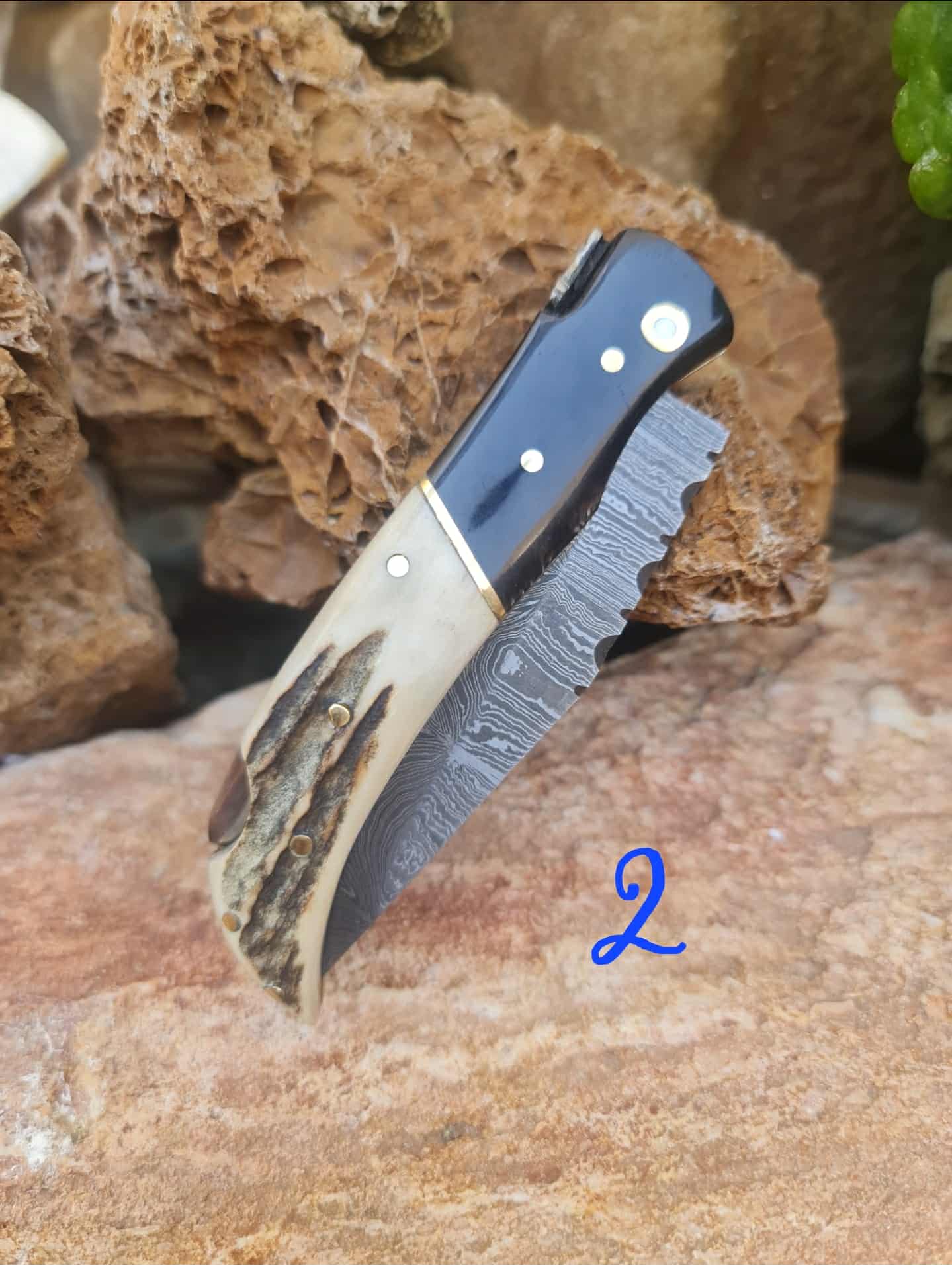Handmade 19cm Laguiole Élite with Damascus Steel - Red Deer antler & Buffalo Horn