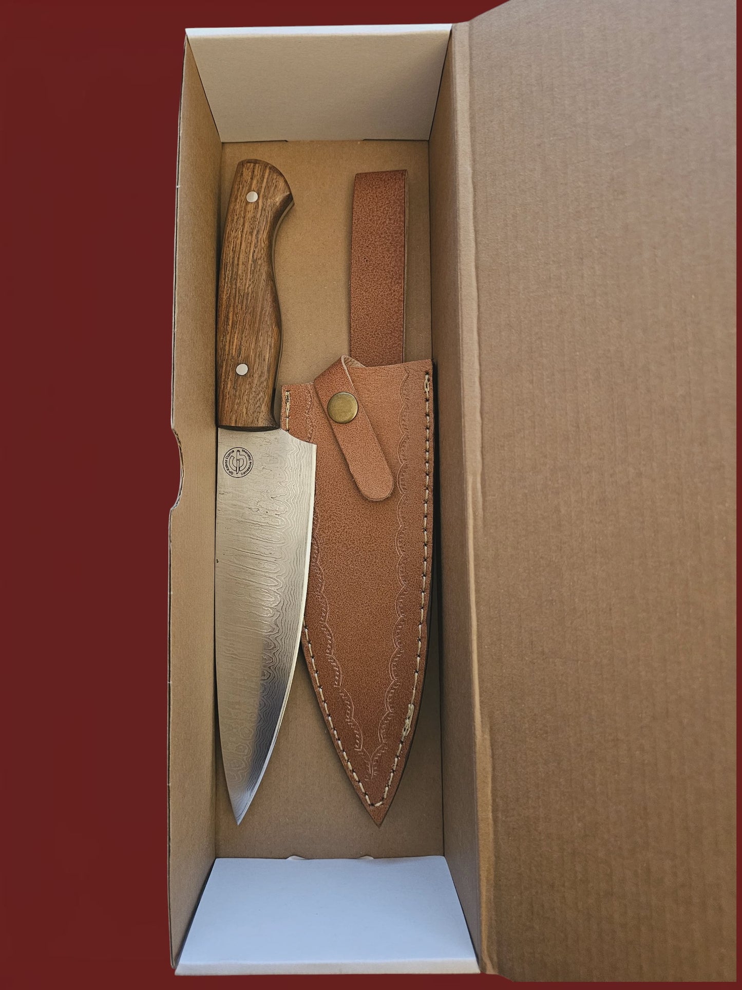 R037 Classic European Chef Knife - Stainless Damascus & Wood